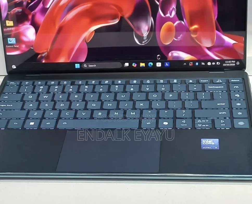 New Laptop Lenovo 16GB Intel Core Ultra 7 SSD 512GB