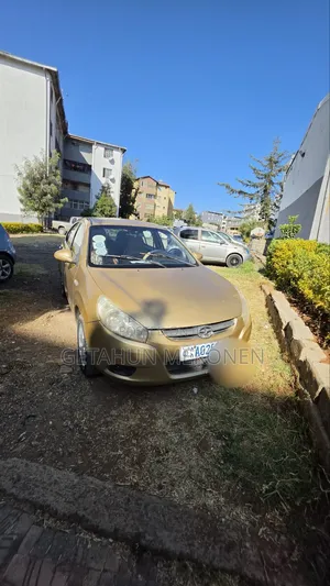 JAC J3 2010 Gold