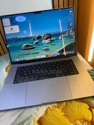 New Laptop Apple MacBook Pro 2021 M1 32GB Apple M1 Pro SSD 512GB