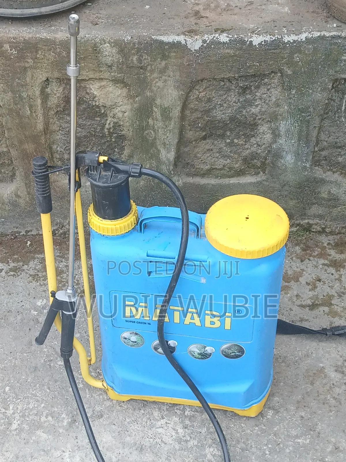16 Knapsack Sprayer