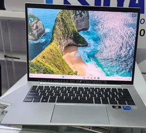 New Laptop HP EliteBook 840 G9 16GB Intel Core i7 SSD 512GB