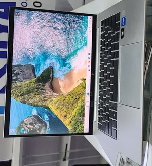 New Laptop HP EliteBook 840 G9 16GB Intel Core i7 SSD 512GB