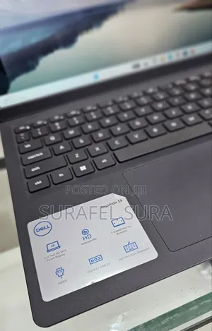 New Laptop Dell Inspiron 15 16GB Intel Core i7 SSD 512GB