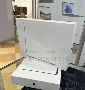 New Laptop Apple MacBook Air 2026 M5 16GB Apple M5 SSD 512GB