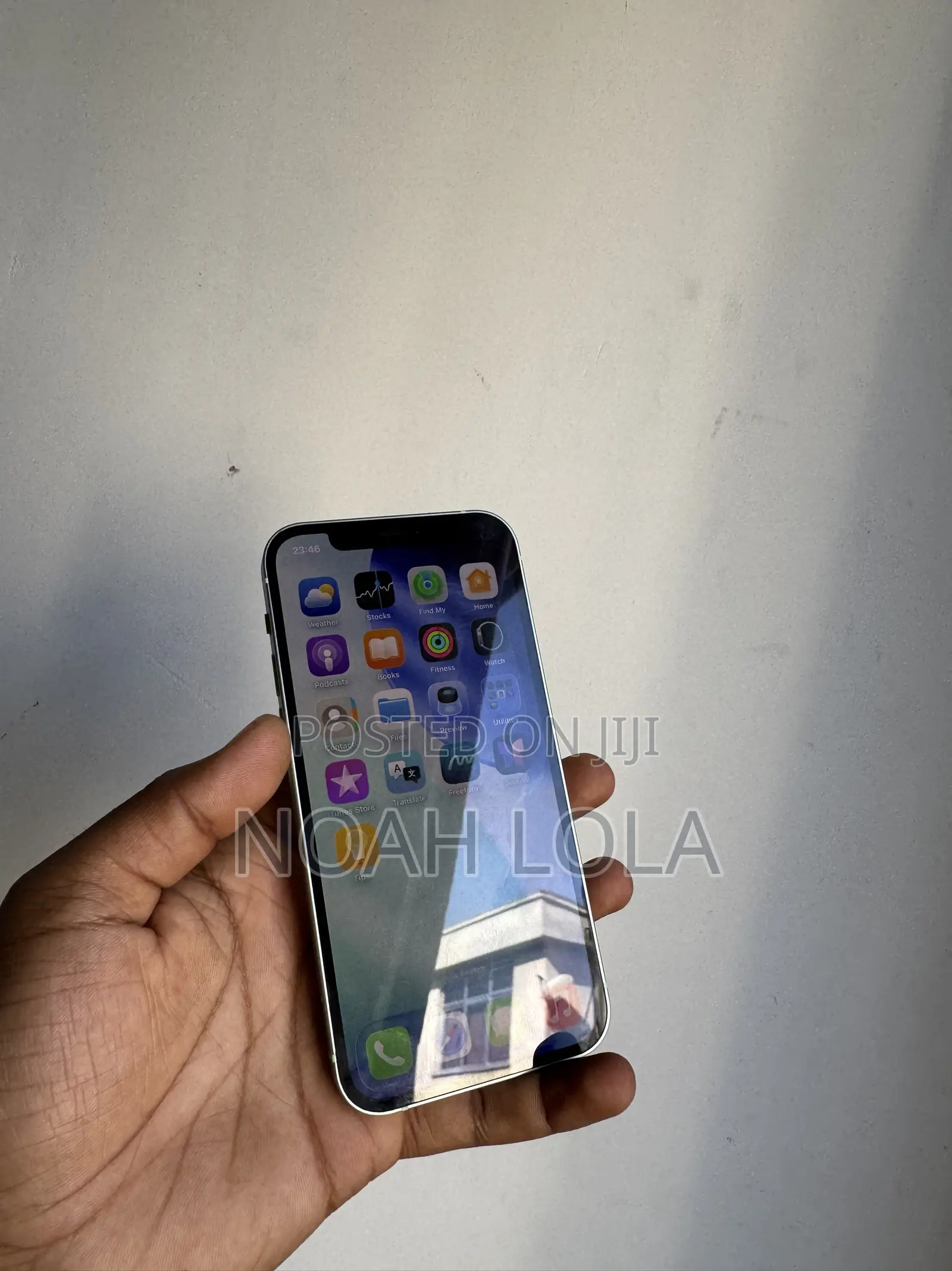 New Apple iPhone 12 64 GB Green