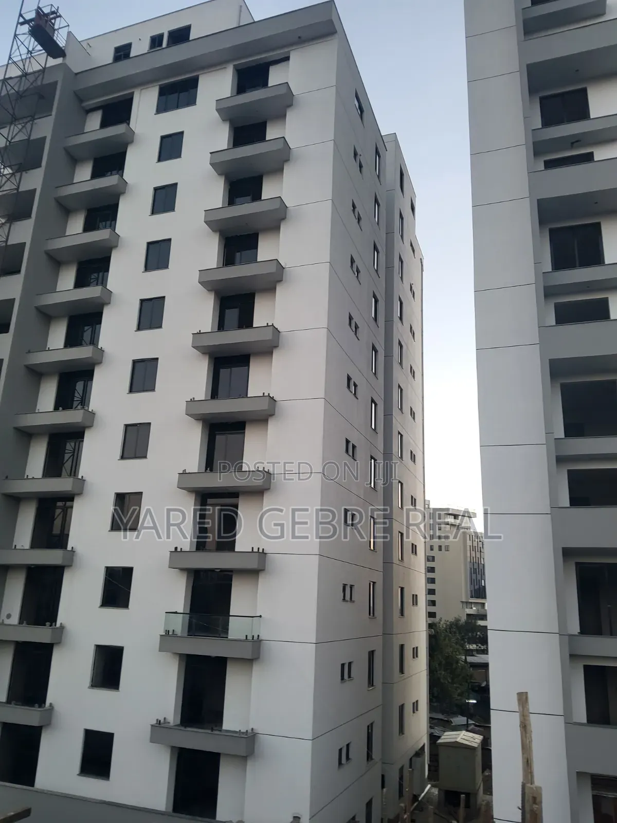 4bdrm Apartment in Ghion Real Estate, Bole for sale