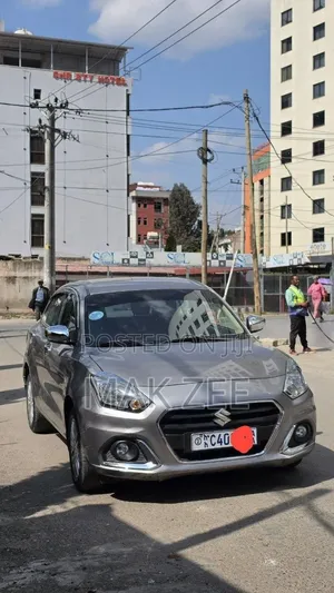 Suzuki Dzire 2022 Silver