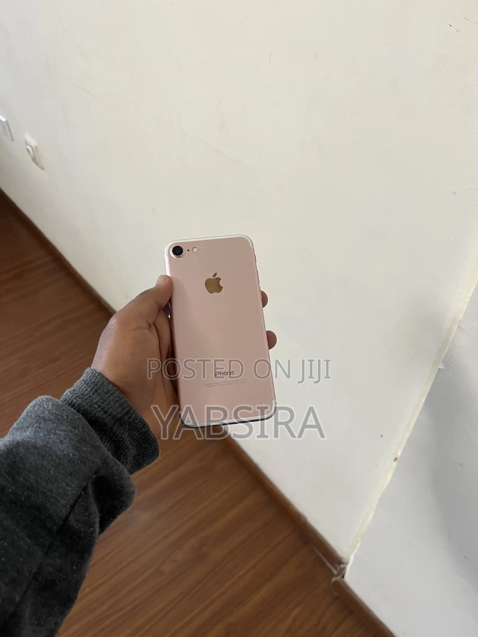 New Apple iPhone 7 32 GB Rose Gold