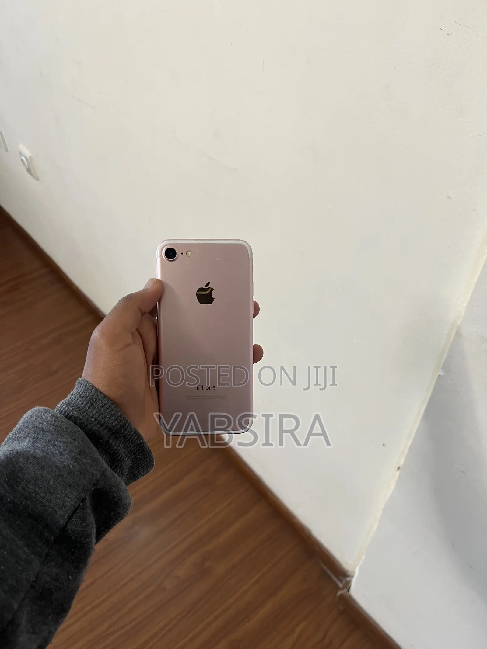 New Apple iPhone 7 32 GB Rose Gold