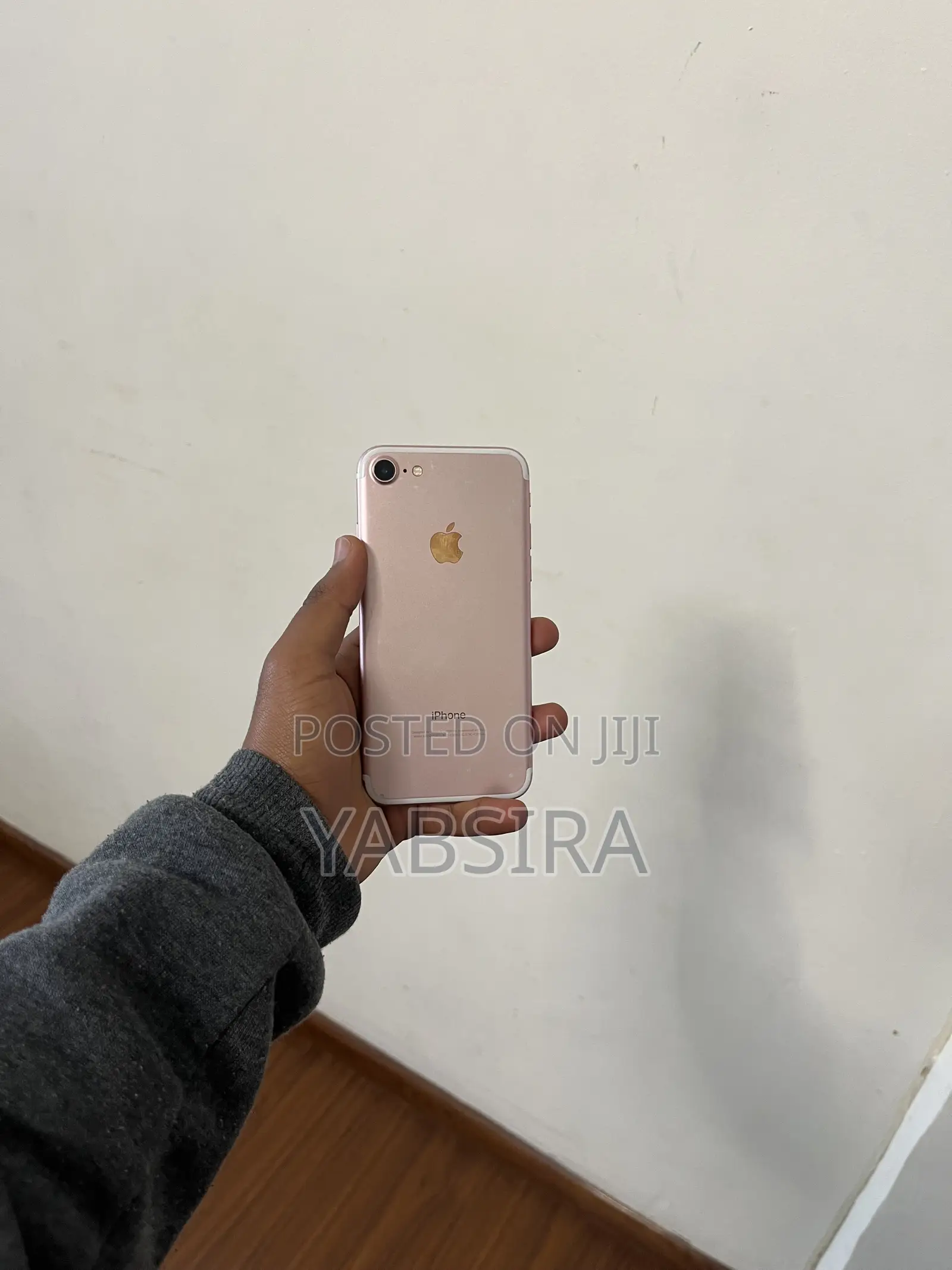 New Apple iPhone 7 32 GB Rose Gold