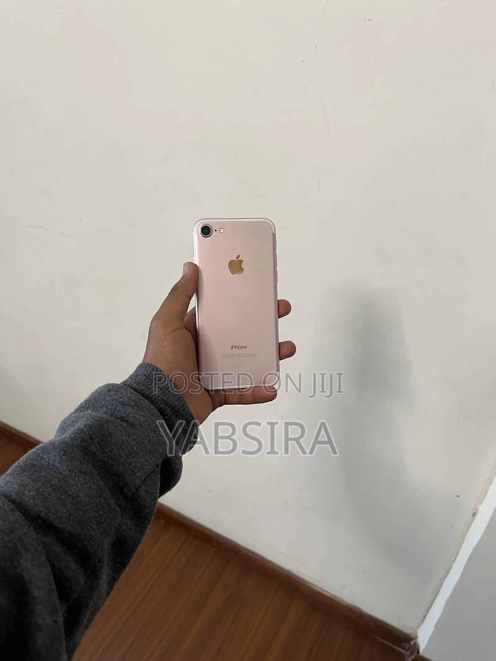 New Apple iPhone 7 32 GB Rose Gold