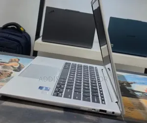 New Laptop HP EliteBook 840 16GB Intel Core i7 SSD 512GB