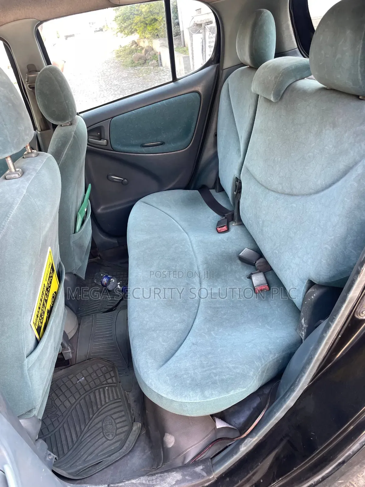 Toyota Yaris 2001 Black