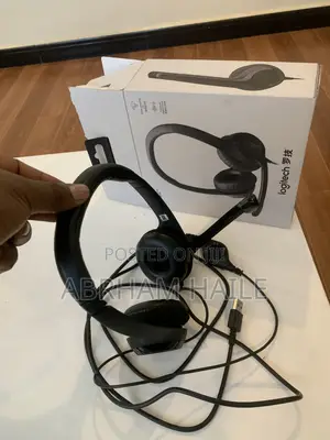 Logitech H390