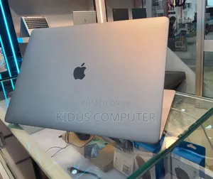 New Laptop Apple MacBook Pro 2019 32GB Intel Core i9 SSD 1T