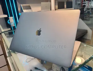New Laptop Apple MacBook Pro 2019 32GB Intel Core i9 SSD 1T