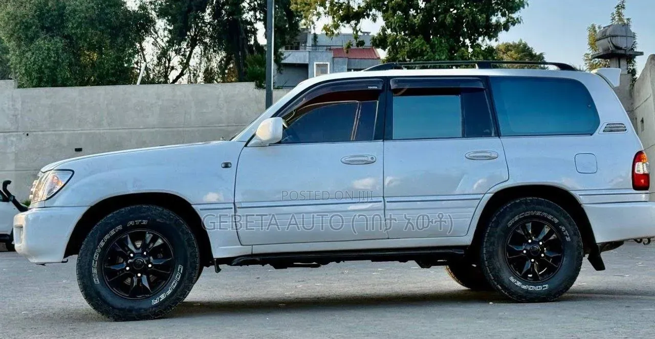 Toyota Land Cruiser 100 VX 4.7 V8 2005