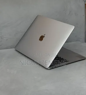 New Laptop Apple MacBook Air 2020 M1 8GB Apple M1 SSD 256GB