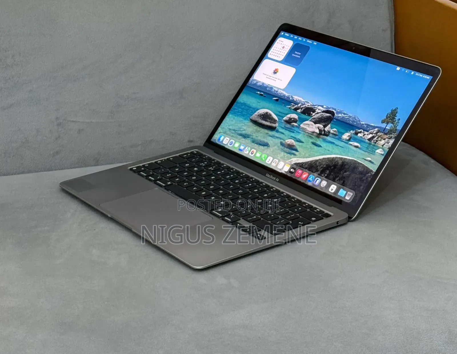 New Laptop Apple MacBook Air 2020 M1 8GB Apple M1 SSD 256GB