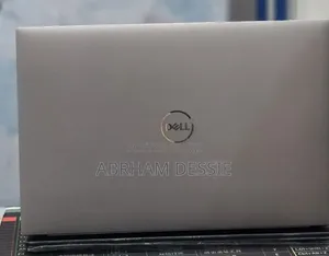 New Laptop Dell 16GB Intel Core i7 SSD 512GB