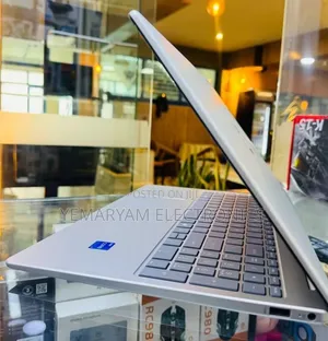 New Laptop HP Stream Notebook 16GB Intel Core i5 SSD 1T