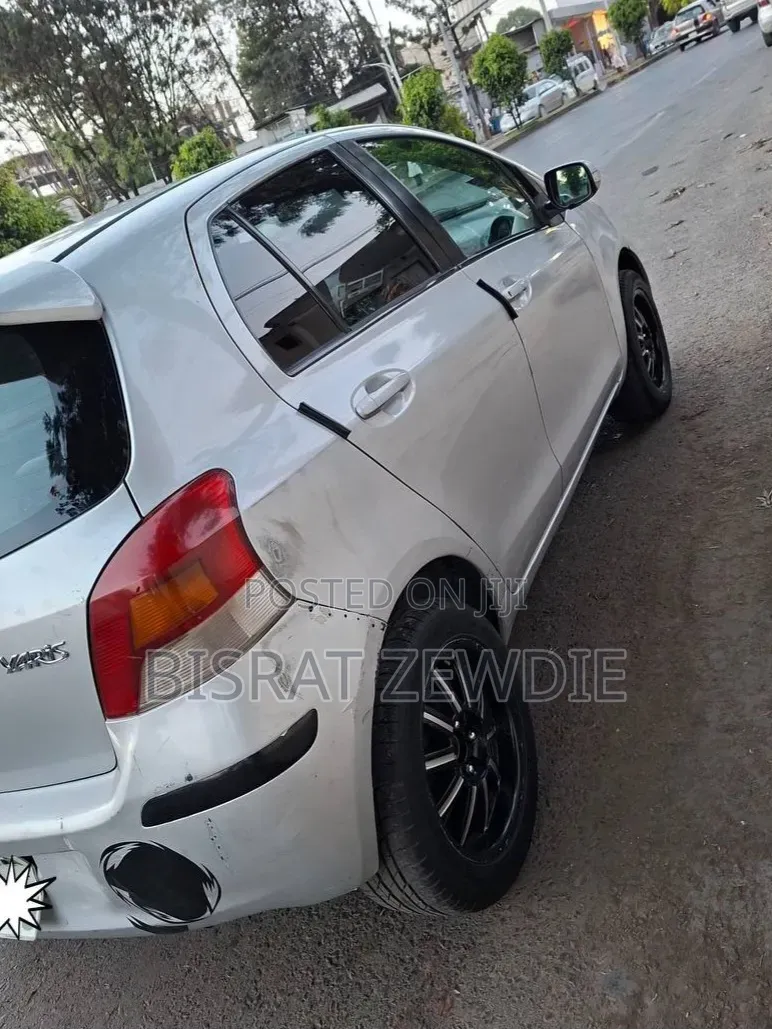 Toyota Yaris 2010