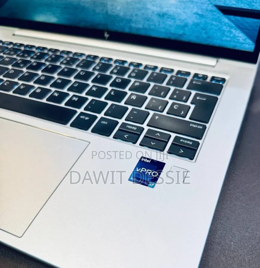New Laptop HP 16GB Intel Core i7 SSD 512GB