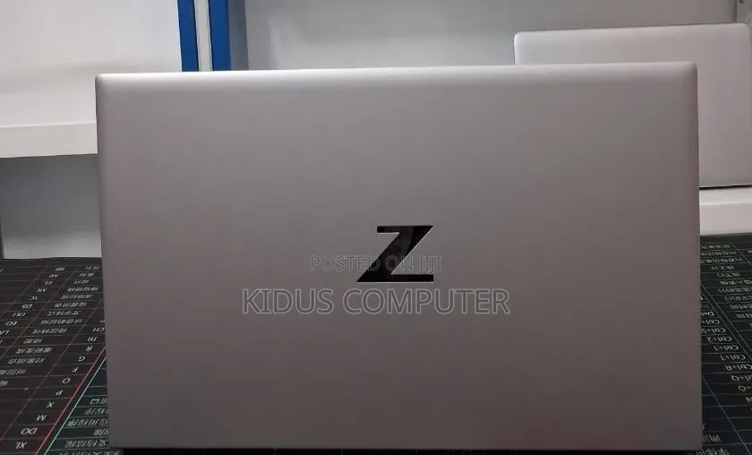 New Laptop HP ZBook Power G7 16GB Intel Core i7 SSD 512GB