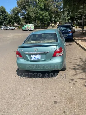 Toyota Yaris 2007 Beige
