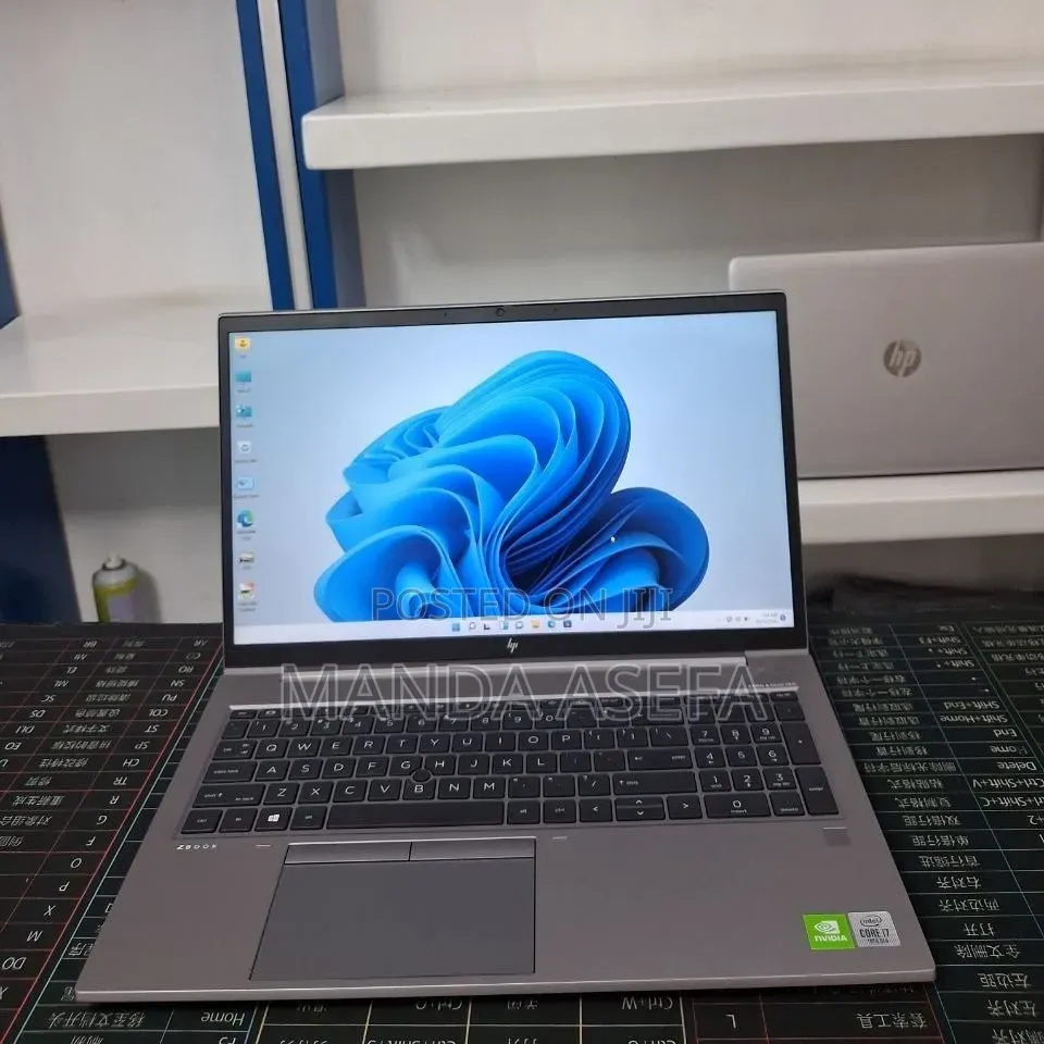 New Laptop HP ZBook 15 16GB Intel Core i7 SSD 512GB