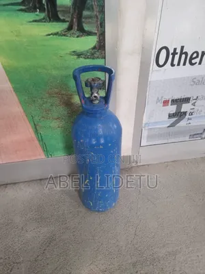 High Pressure Storage of Oxygen Gas
