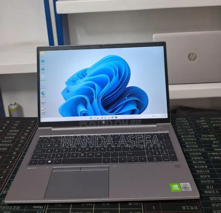 New Laptop HP ZBook 15 16GB Intel Core i7 SSD 512GB