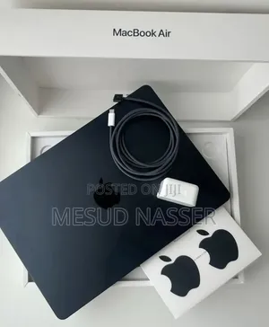 New Laptop Apple MacBook Air 2025 M4 16GB Apple M4 SSD 256GB