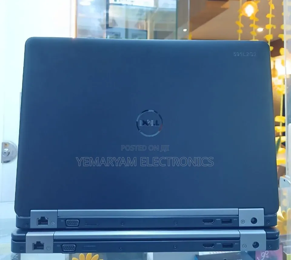 New Laptop Dell Latitude 14 E5470 4GB Intel Core i3 HDD+SSD 128GB