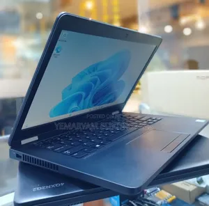 New Laptop Dell Latitude 14 E5470 4GB Intel Core i3 HDD+SSD 128GB