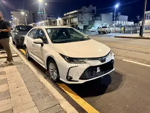 Toyota Corolla 2022 White