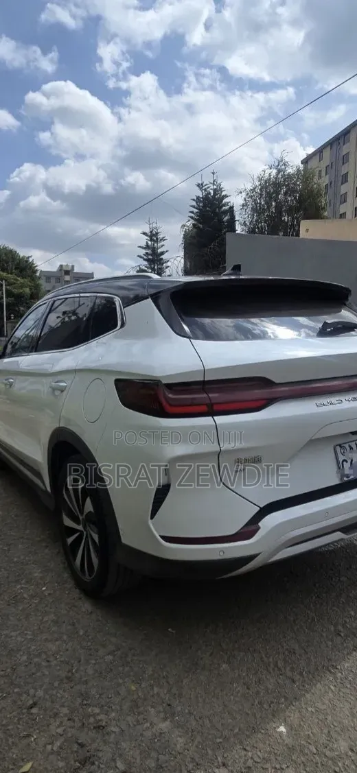 BYD Song Plus 2024 White