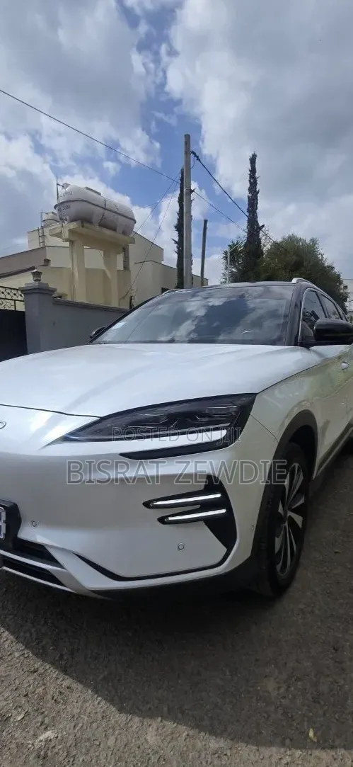 BYD Song Plus 2024 White