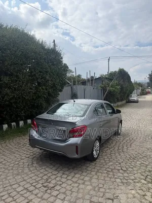Mitsubishi Attrage 2022 Gray