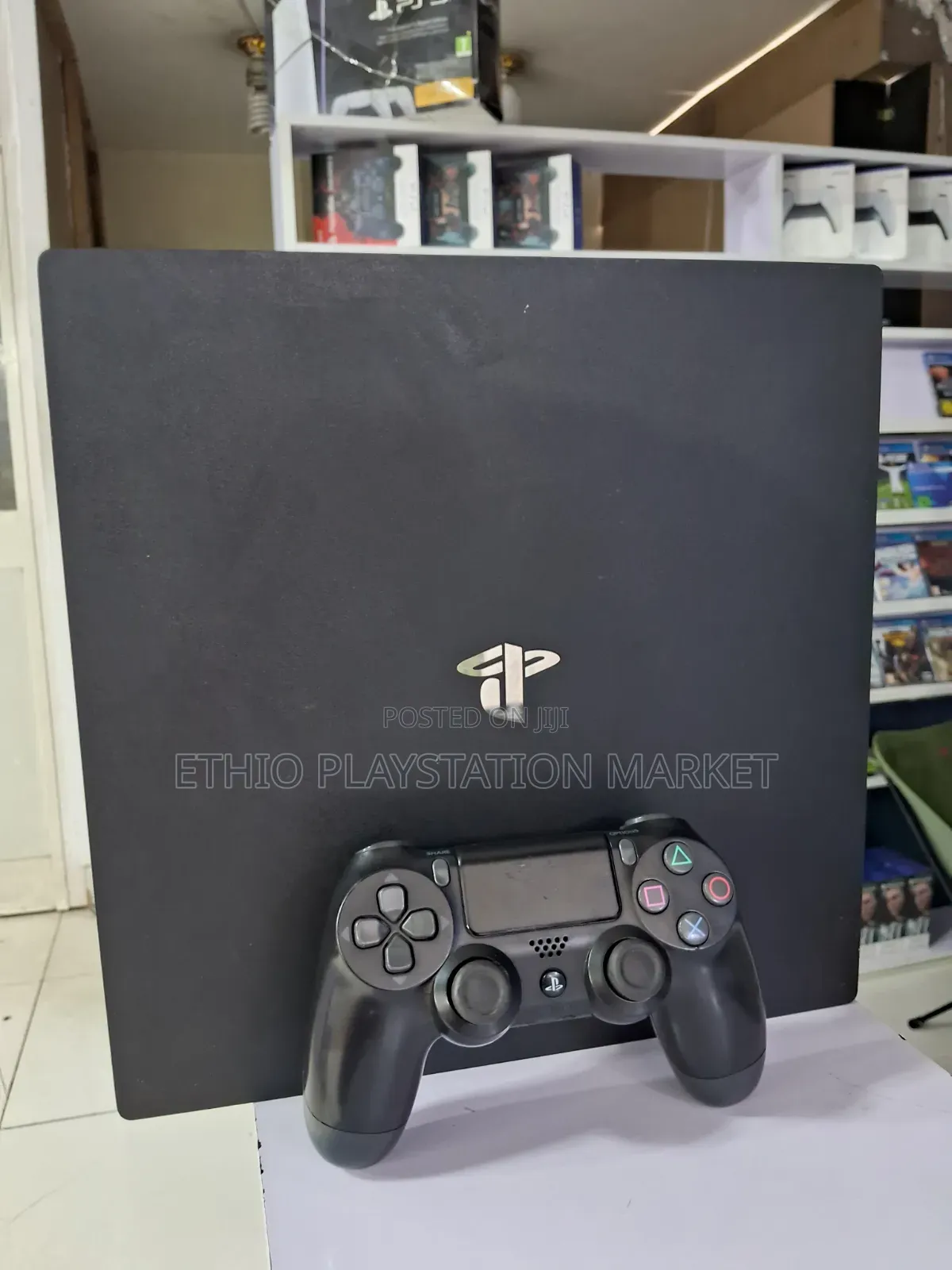 PlayStation 4 Pro HDR 1TB