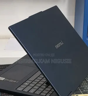 New Laptop Lenovo ThinkPad X1 Yoga 32GB Intel Core Ultra 7 SSD 1T