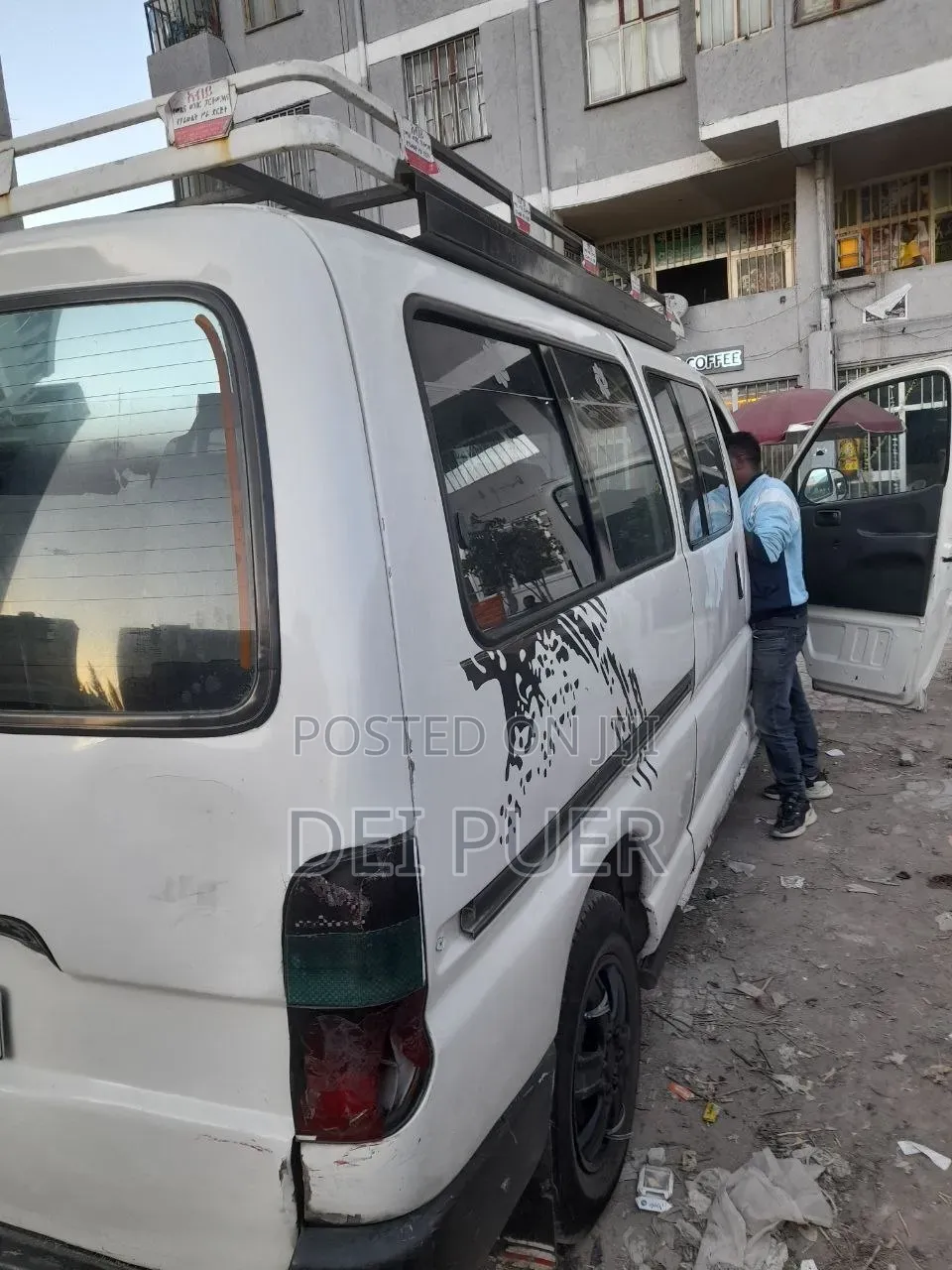 Toyota Grand HiAce 1999 White