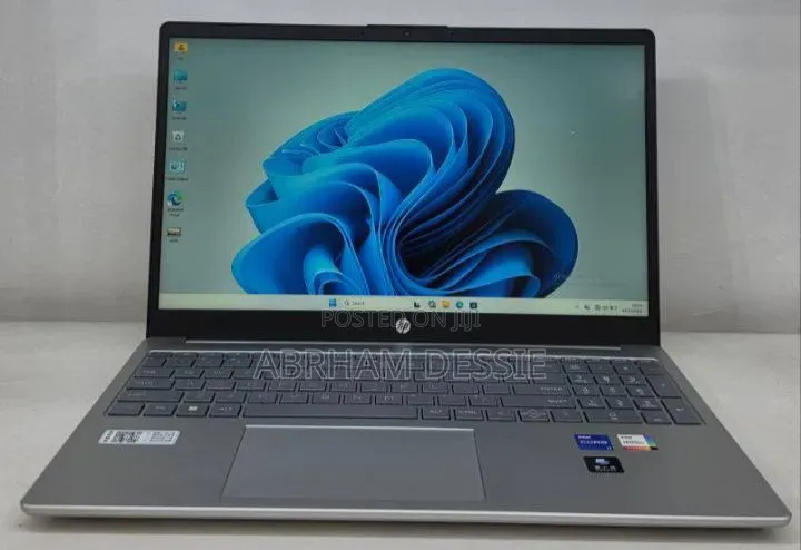 New Laptop HP 16GB Intel Core i7 SSD 1T