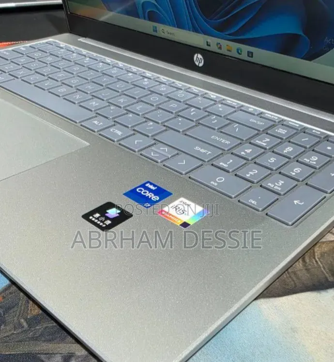 New Laptop HP 16GB Intel Core i7 SSD 1T