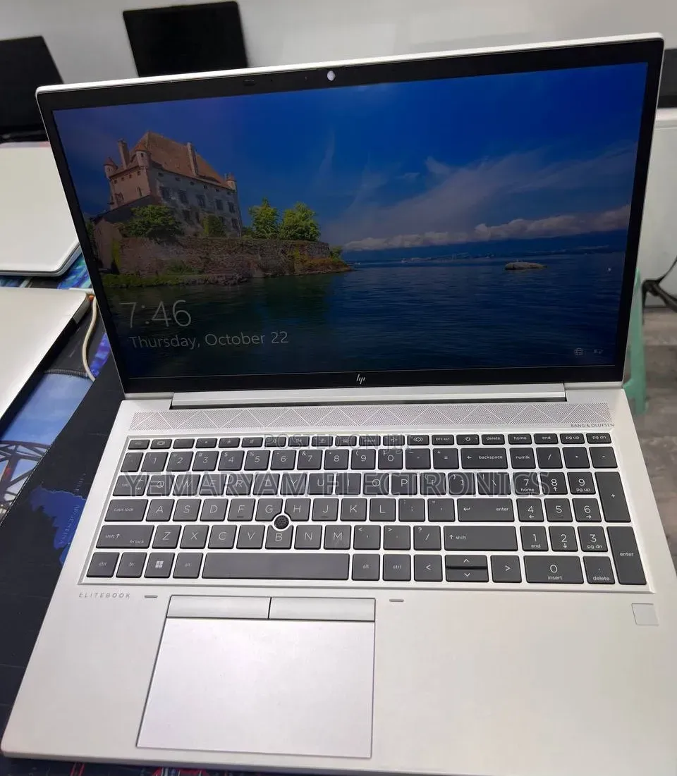 New Laptop HP EliteBook 850 G8 16GB Intel Core i5 SSD 512GB