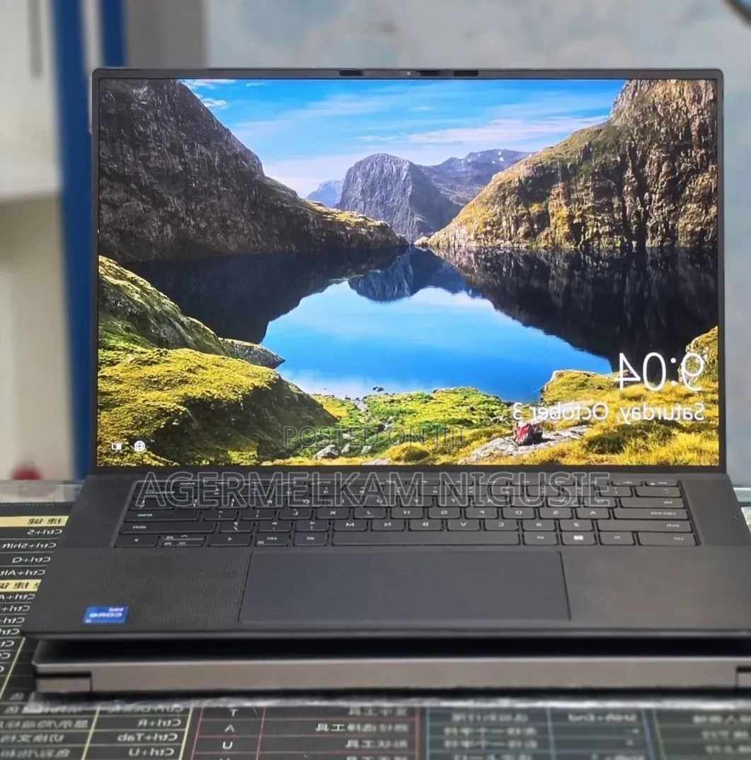 New Laptop Dell Inspiron 15 5570 16GB Intel Core i7 SSD 512GB