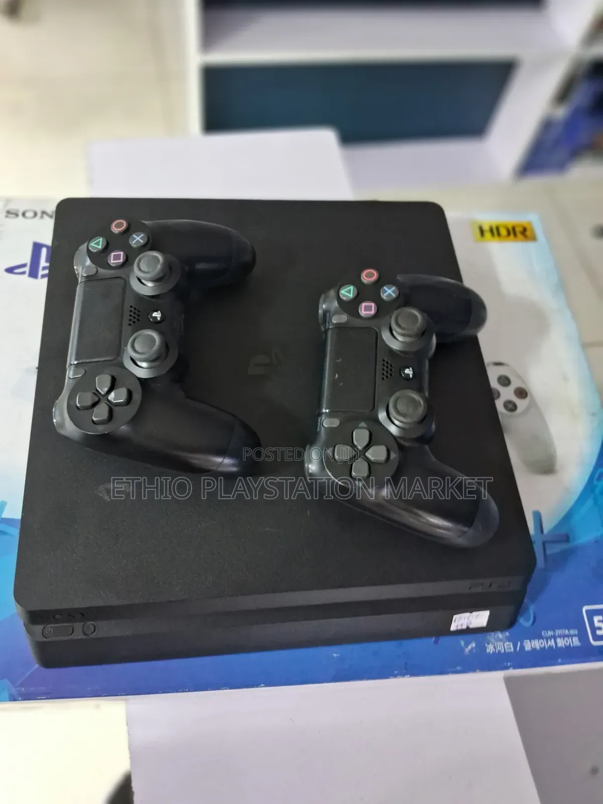 PlayStation 4 Slim Best Gaming Consol for Game Zone