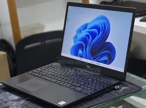 New Laptop Dell 16GB Intel Core i7 SSD 512GB