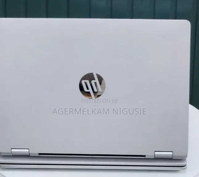 New Laptop HP OmniBook 5 Flip 16GB Intel Core i7 SSD 512GB