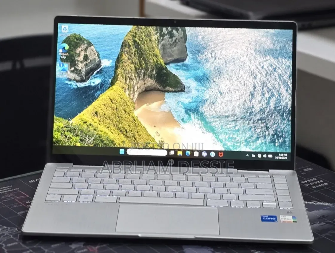 New Laptop HP 8GB Intel Core i5 SSD 512GB